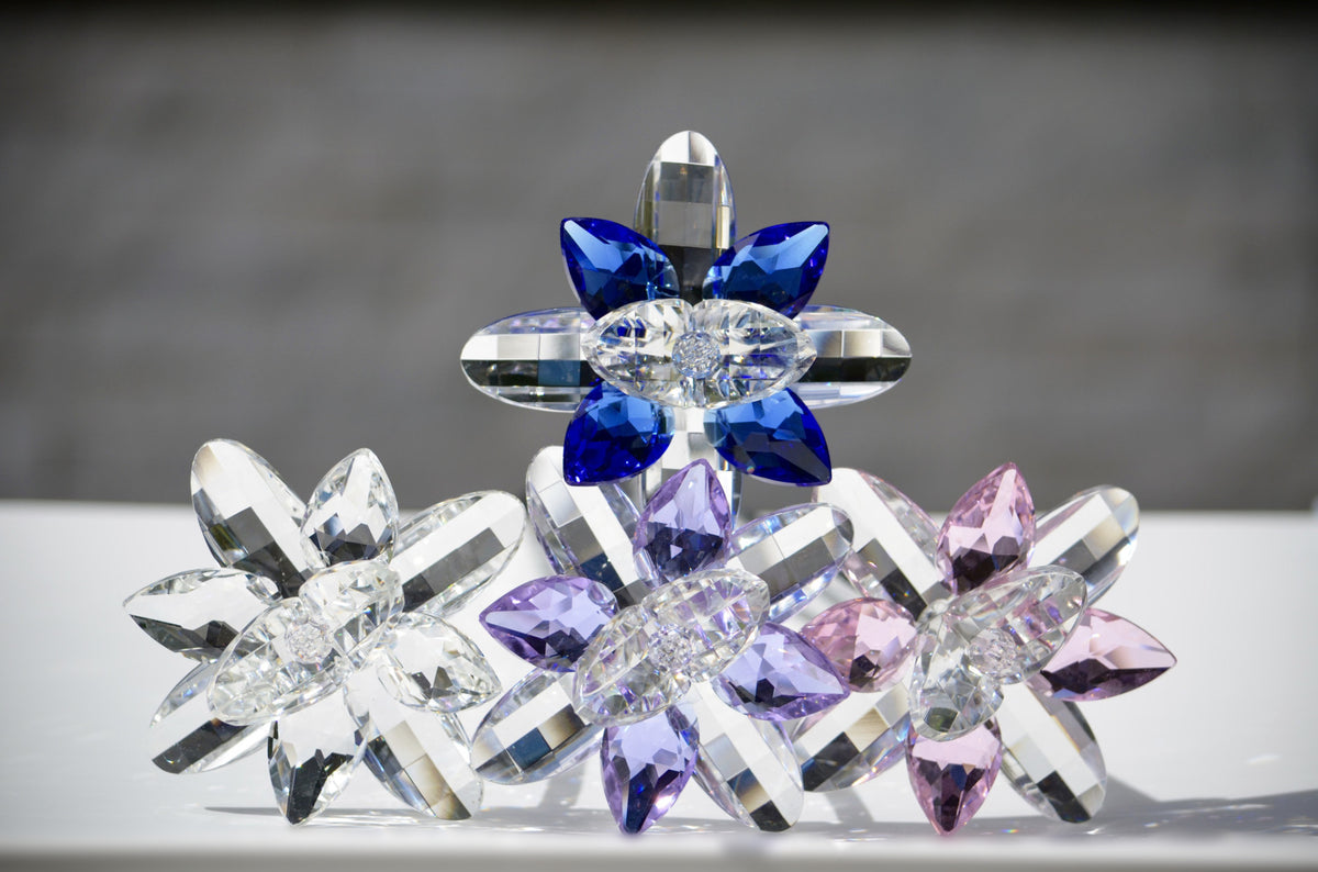 Blue Crystal Lilie Flower